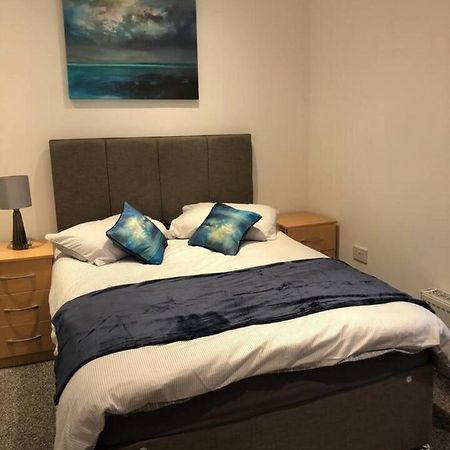 Lovely 4-Bed House In Anfield All En-Suite Ліверпуль Екстер'єр фото